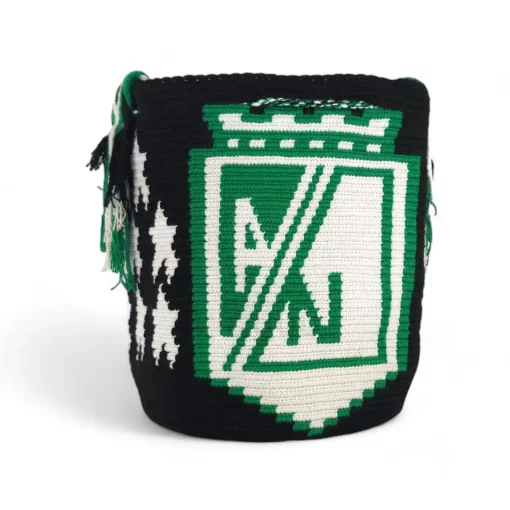 Mochila wayúu del atlético Nacional