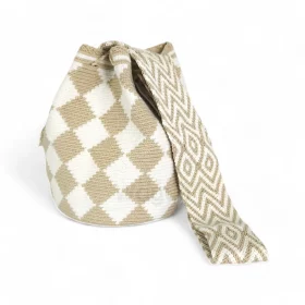 Mochila wayúu de diseño