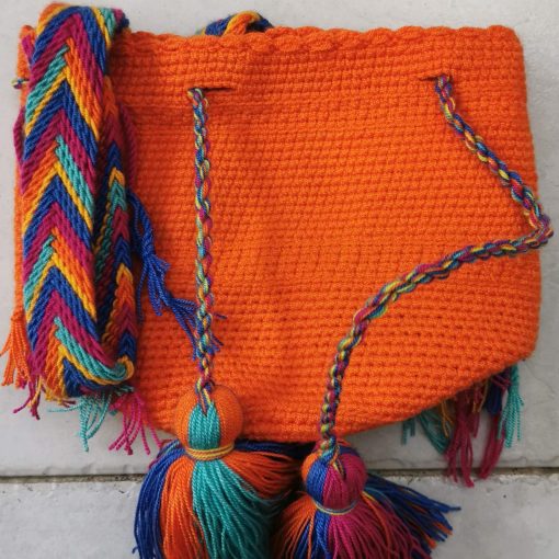 Mochila wayúu unicolor pequeña