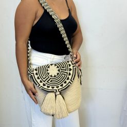 Mochila wayúu con tapa