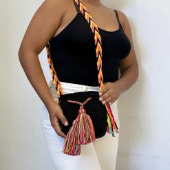 Mochila wayúu unicolor pequeña