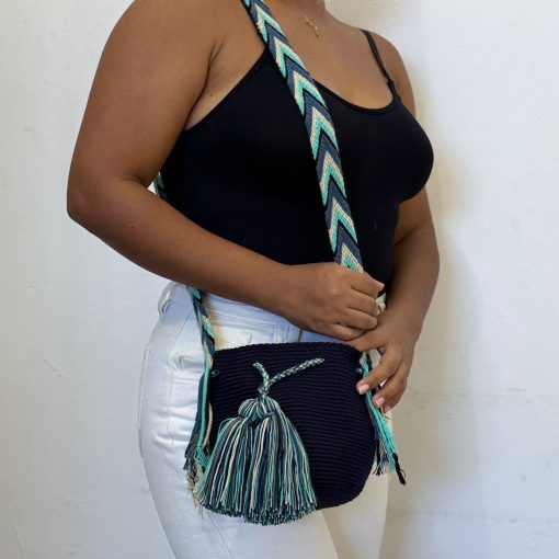 Mochila wayúu unicolor pequeña