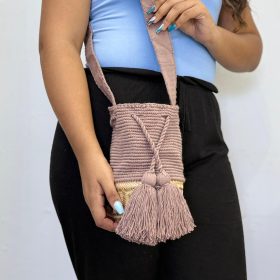 Mochila de canasto pequeña color lombriz