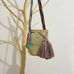 Mochila wayúu unicolor mediana