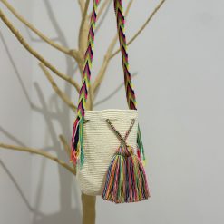 Mochila wayúu unicolor mediana