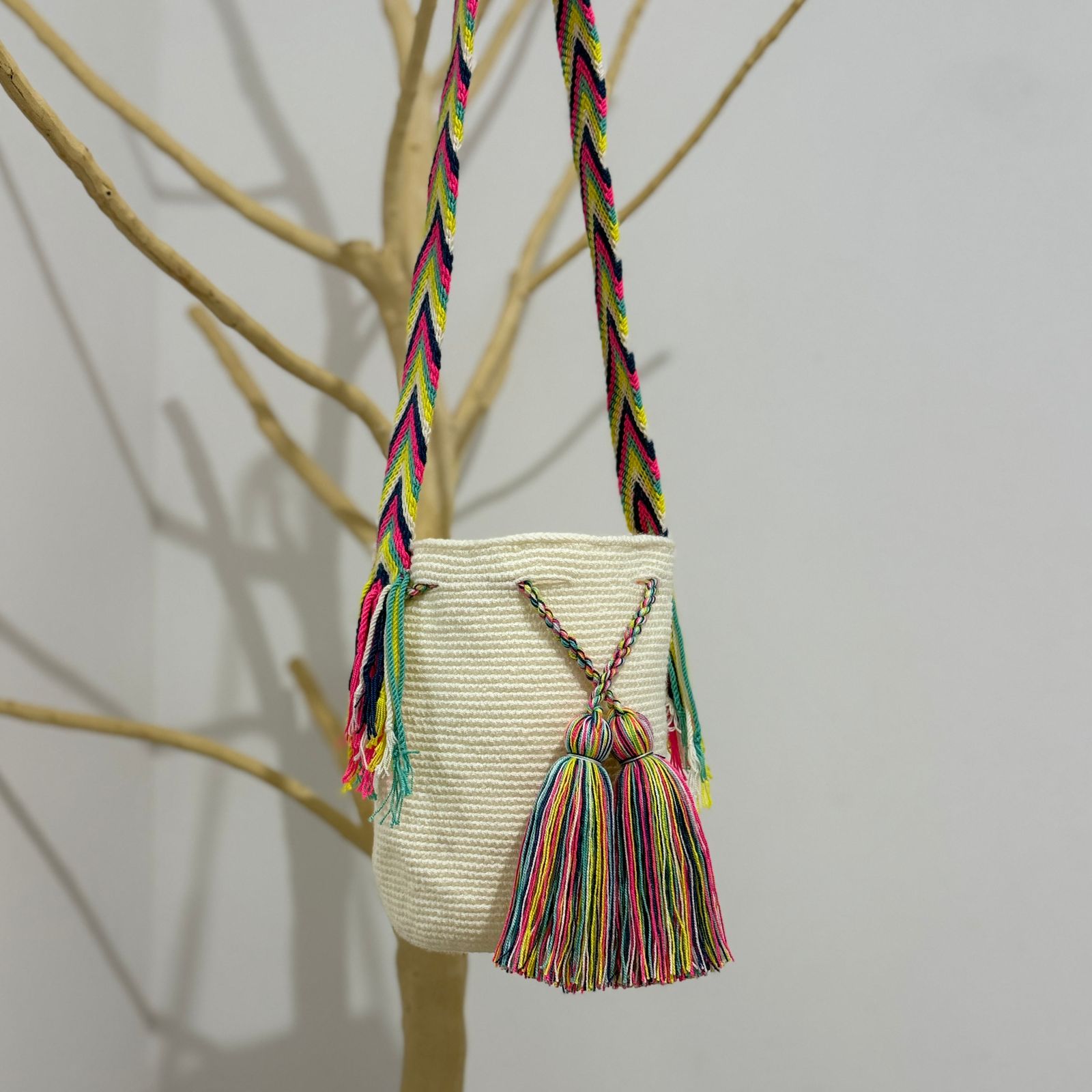 Mochila wayúu unicolor mediana