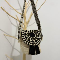 Mochila wayúu con tapa
