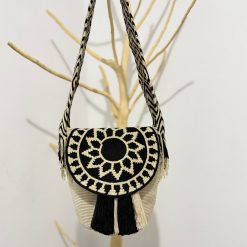 Mochila wayúu con tapa