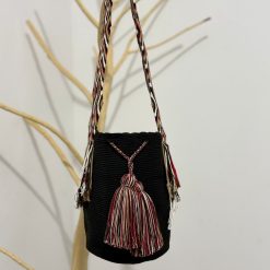 Mochila wayúu unicolor grande