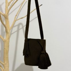Mochila wayúu unicolor mediana