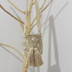 Mochila wayúu con apliques pequeña